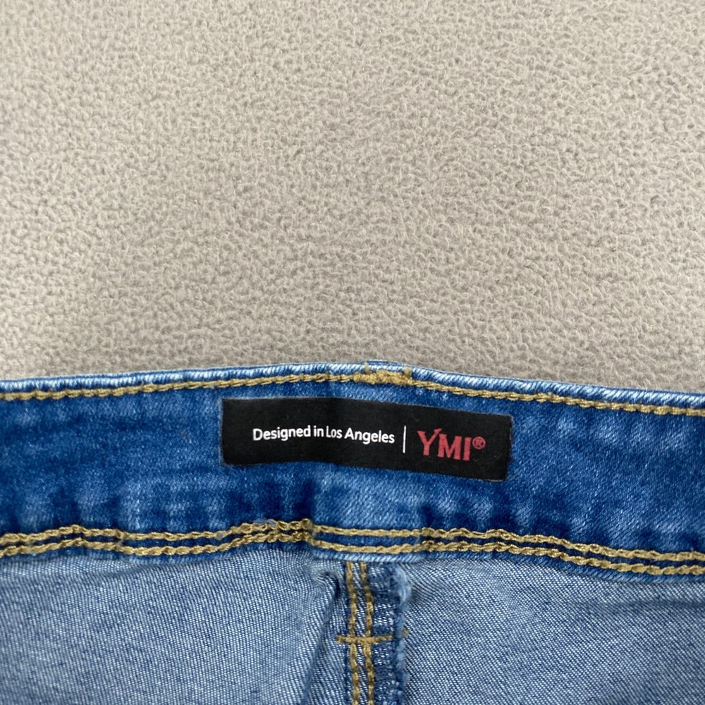 YMI Skinny Jeans Medium Wash Blue Mid Rise Stretch Denim Size 3/26 y2k 00s - Picture 2 of 11